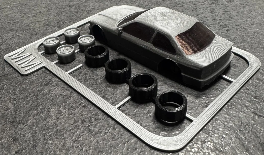 Mô hình lắp ráp xe BMW E36 Mini dưới dạng Kit Card cực chất - Image 3