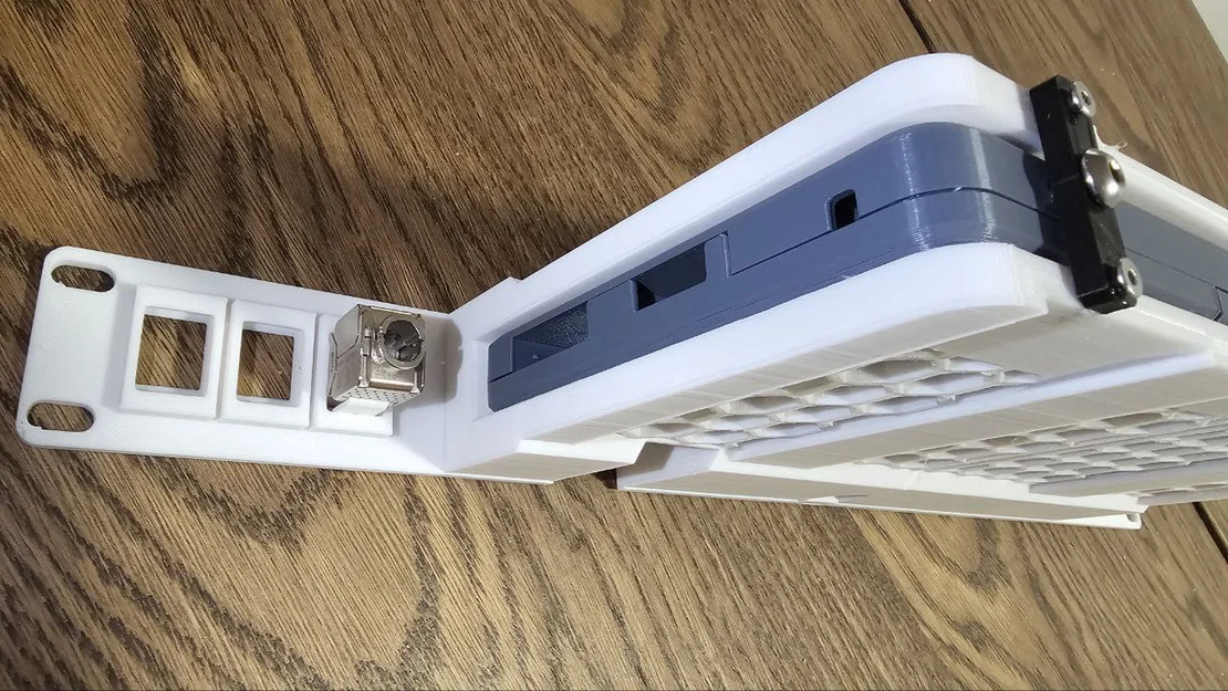 Giá gắn rack 19-inch cho Framework Mainboard (dùng được như case desktop) - Image 15