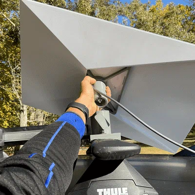 Giá gắn Starlink V4 cho baga mui (Roof Rack Mount)