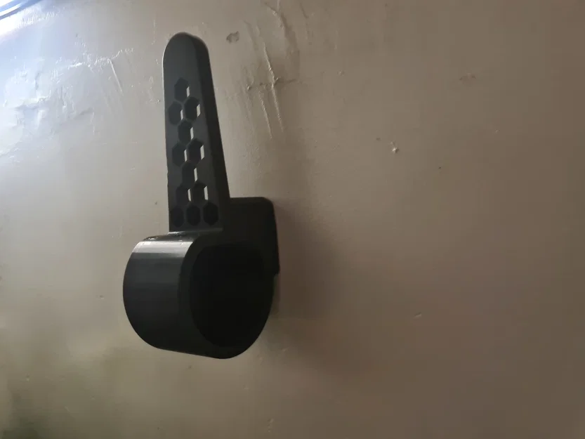 Giá treo cáp sạc xe điện Type 2 gọn nhẹ (Slim Holder) - Image 1