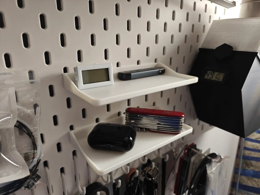 Kệ treo tường nhỏ gọn cho bảng IKEA SKADIS (tự in 3D) - Image 1