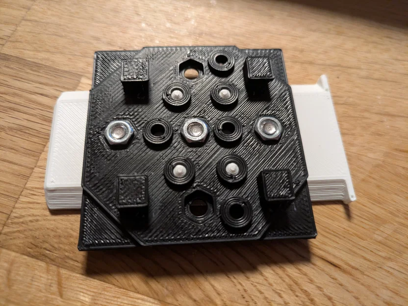 Giá/holder cho pegboard lỗ vuông (Lochwand Halterungen – quadratische Lochung) - Image 5