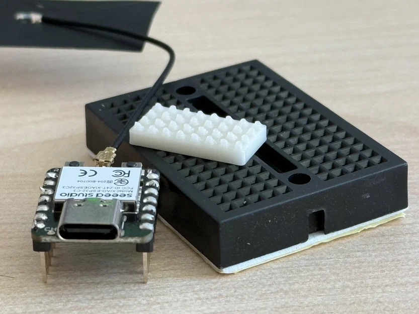 Cữ kê hỗ trợ hàn header pin cho Breadboard và PCB - Image 1