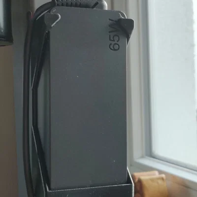 Giá đỡ cho sạc Lenovo 65W (IdeaPad) gắn dưới bàn