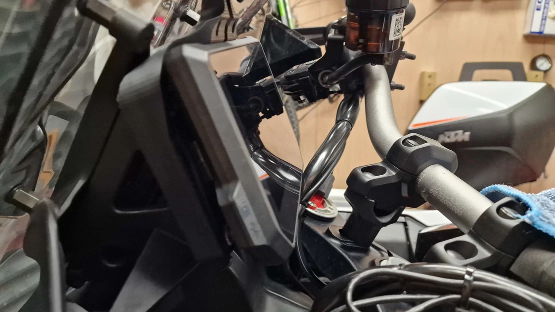 Giá đỡ Quad Lock cho KTM 1290 Super Duke GT (bản cập nhật) - Image 3