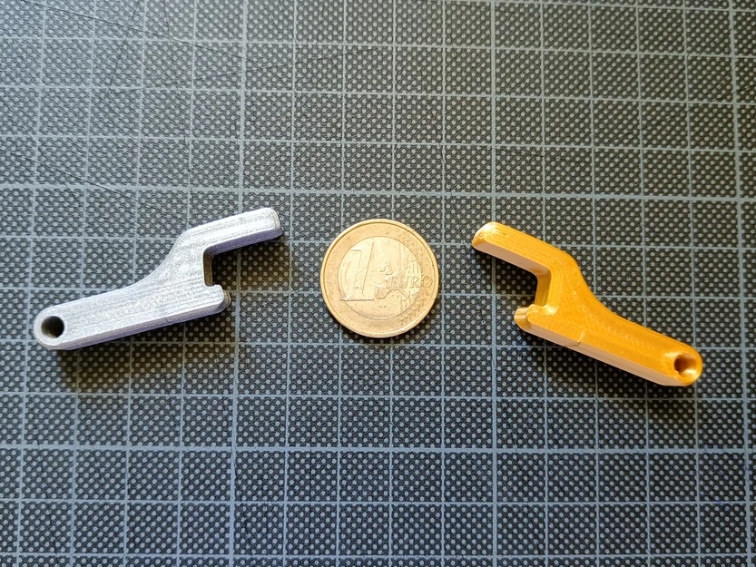 Mini Key Chain Bottle Opener PLA – Đồ mở nắp chai mini gắn móc khóa - Image 6