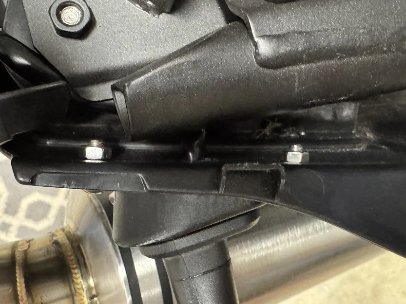 Pat gắn xi-nhan sau cho Yamaha Tenere 700 - Image 3