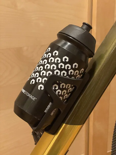 Giá đỡ bình xe đạp có khe giấu AirTag (hidden slot) - Image 4