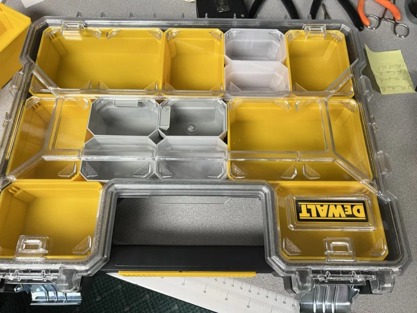 Các Ngăn Chứa Mini DeWalt (DeWalt Mini Storage Bins) - Image 3