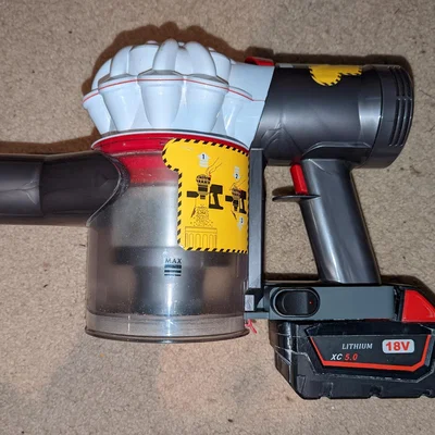 Adapter pin Milwaukee sang Dyson V6