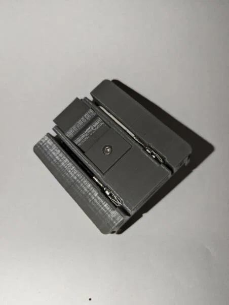 Adapter pin Ozito sang Xfinity (Aldi) skin - Image 1