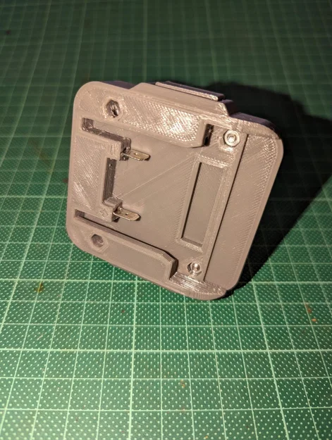 Adapter Ozito Battery to Ryobi Skin (Đổi pin Ozito/Einhell sang Ryobi) - Image 2