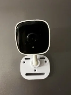 Đế gắn camera Tapo C100 C110 đa năng - Lắp đặt linh hoạt mọi vị trí - Image 1