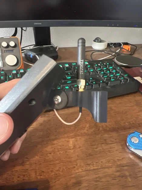 Giá đỡ Meshtastic cho đèn Harbor Breeze (Harbor Breeze Meshtastic Mount) - Image 3