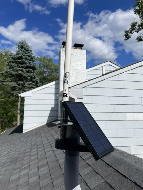 Giá đỡ anten N-Type cho Meshtastic từ đèn solar Harbor Breeze (Antenna Mount) - Image 3