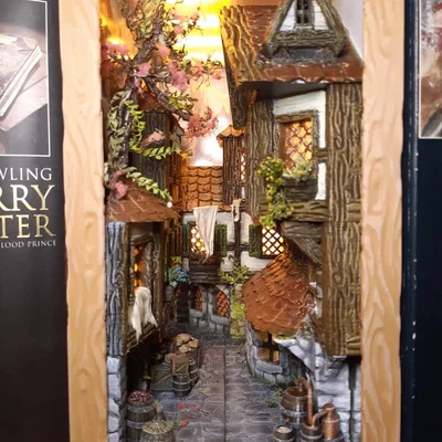 Book nook – Mô hình book nook phong cách Tudor (12 phần)