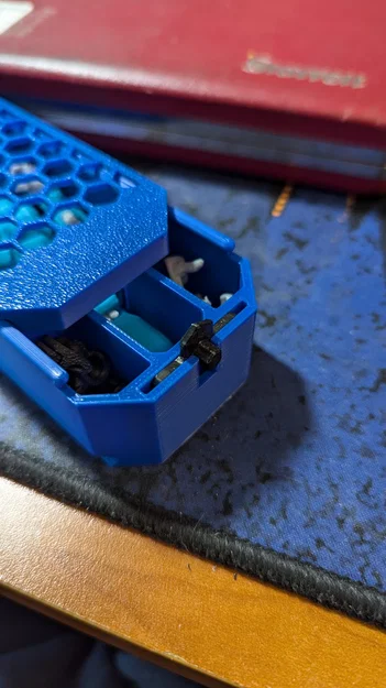 Khóa lò xo cho case Dummy 13 (Spring Lock) - Image 1