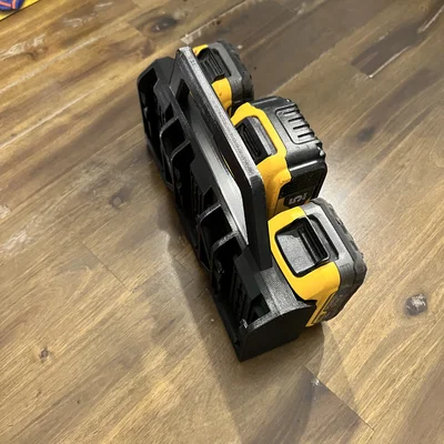 Khay đựng 6 pin DEWALT 20V - Giải pháp lưu trữ di động tiện lợi