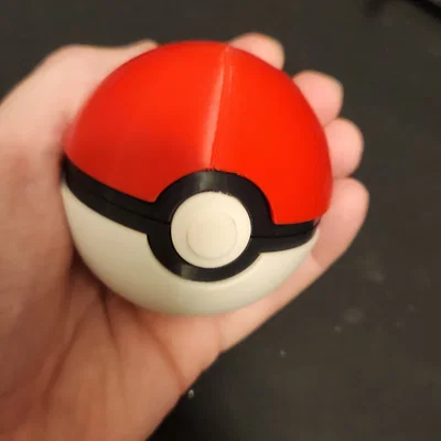 Poke Ball mở được: latch + bản lề print in place