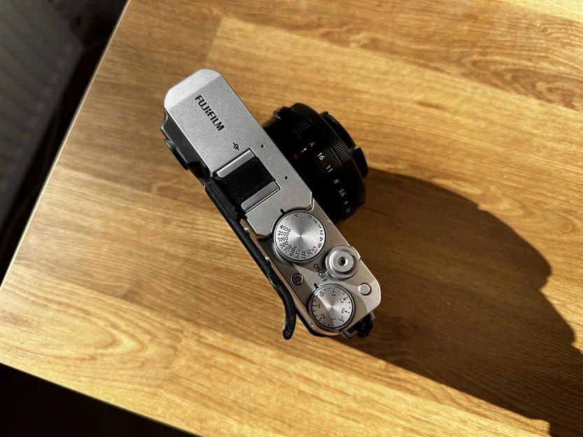 Tay bám ngón cái gắn hot shoe cho Fujifilm X-E4 - Image 3