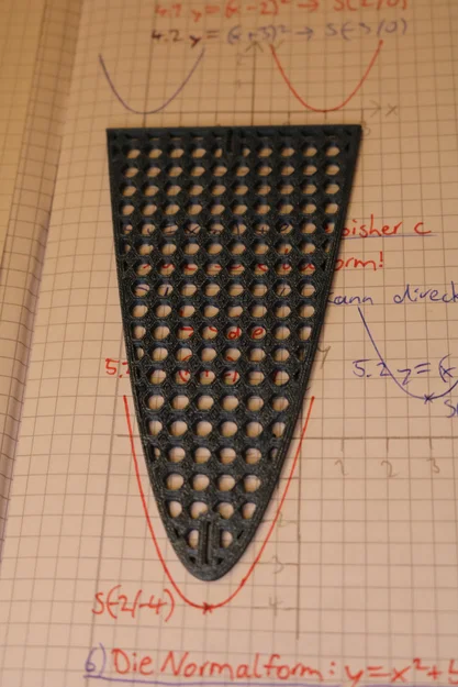 Thước vẽ đồ thị Parabol (Parabel Schablone) - Phụ kiện học tập in 3D - Image 2