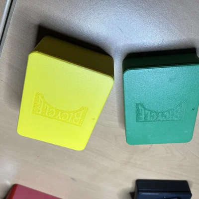 Hộp bấm mở đựng bài tây (Playing Card Snap Box)