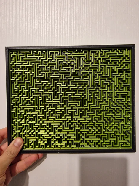 Mê cung 54x44 ô vuông, bắt đầu từ trung tâm - Image 2