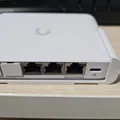 Giá treo tường Ubiquiti Unifi USW-Flex-Mini 2.5G 5 (Wall Mount) - Thumbnail 7