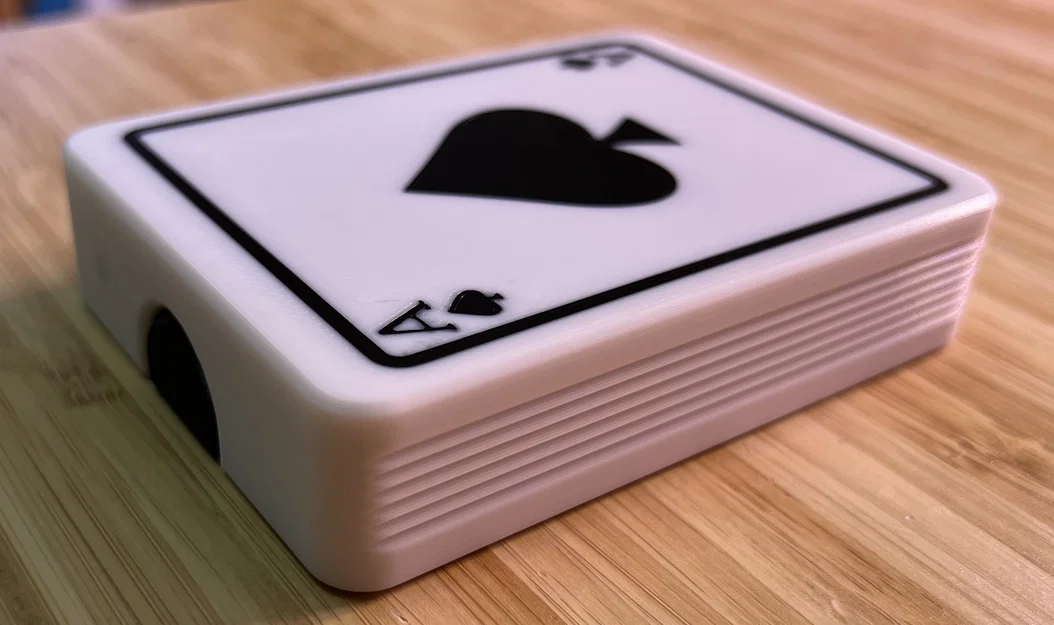 Hộp đựng bài tây du lịch (Playing Cards Travel Case) - Image 1