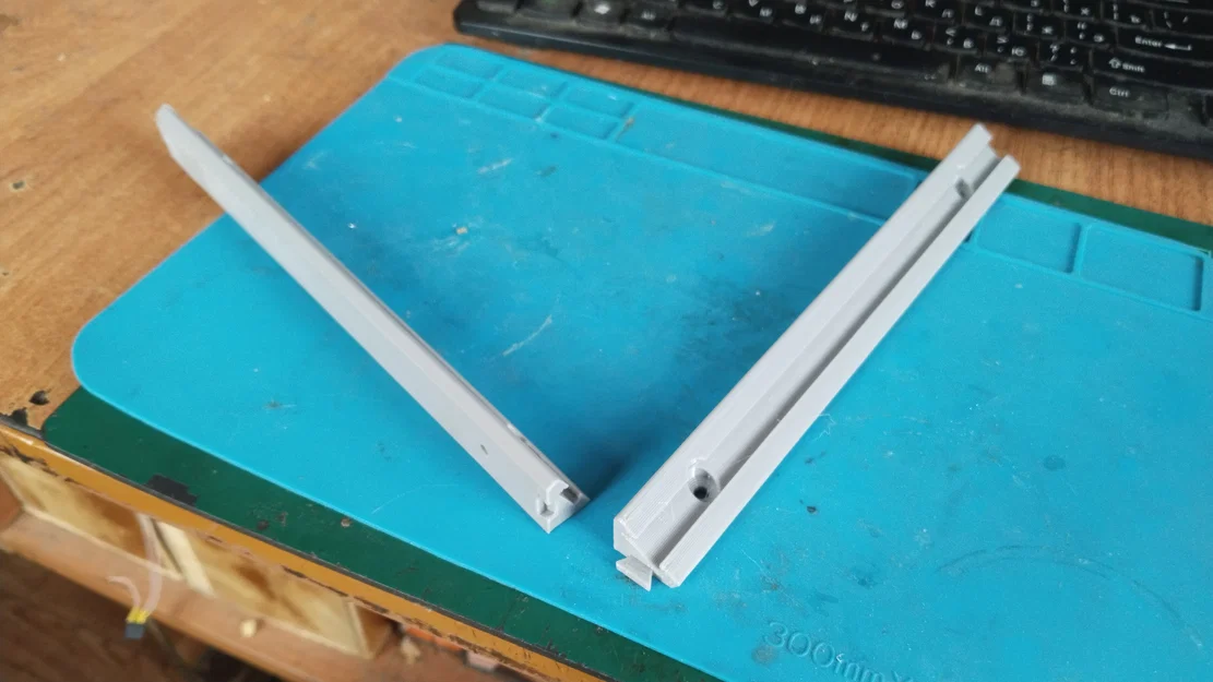 Thanh đỡ đèn LED góc 30 độ 200mm - Phụ kiện trang trí góc máy - Image 1