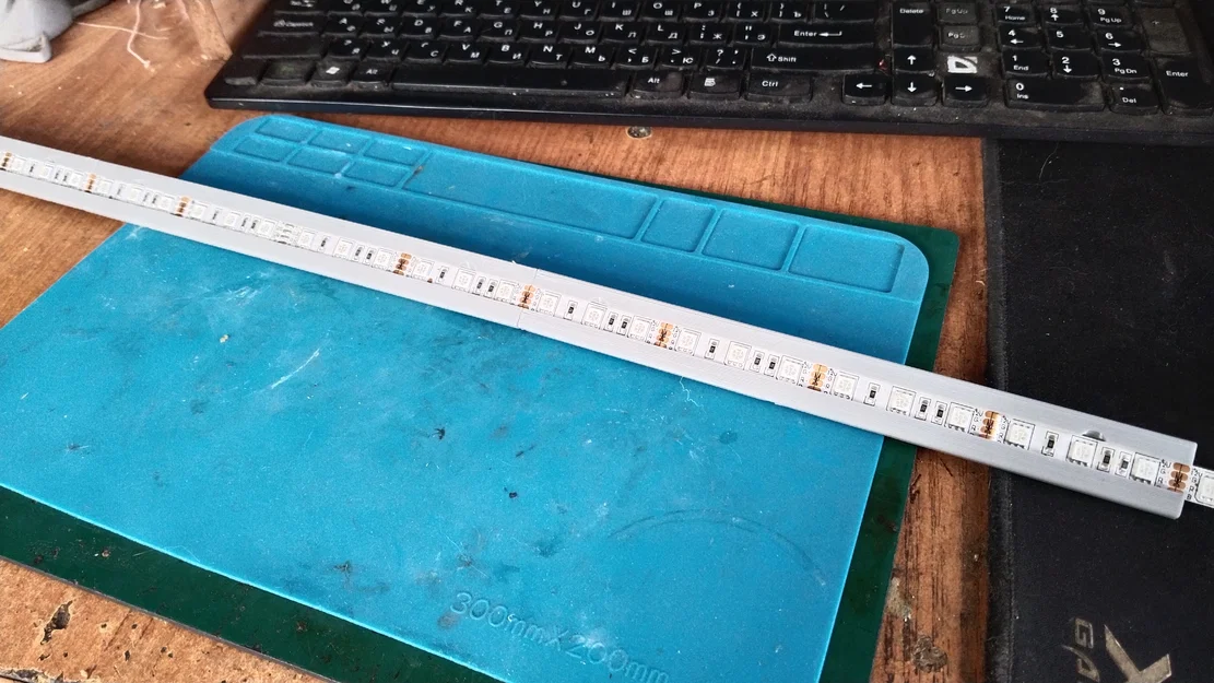 Thanh đỡ đèn LED góc 30 độ 200mm - Phụ kiện trang trí góc máy - Image 2