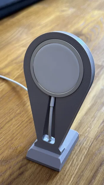 Kệ đỡ iPhone 14 Pro Max cho sạc Apple MagSafe - Image 1