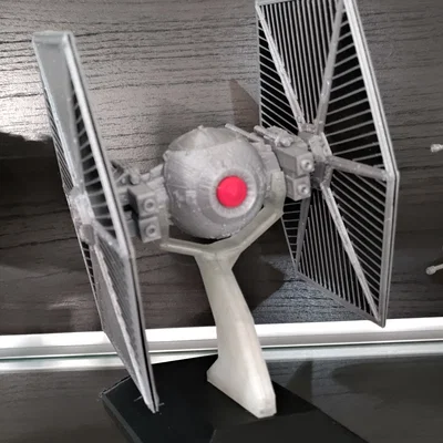 TIE Fighter (Tie Heavy Gunner) – bản dựng lại để in MMU