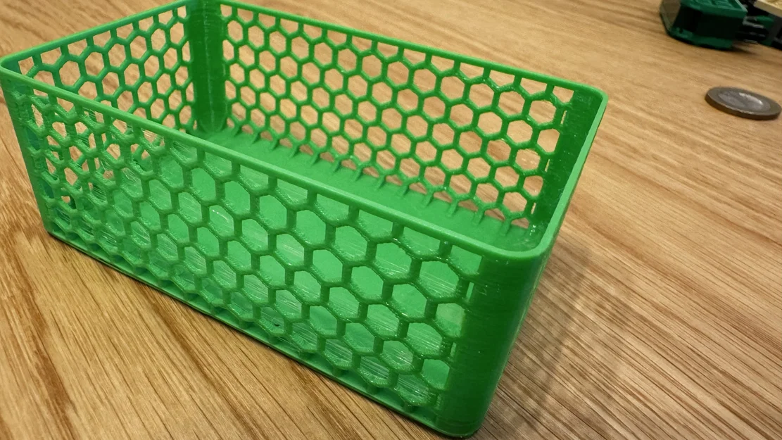 Khay đựng đồ lưới tổ ong xếp chồng tiện lợi cho không gian ngăn nắp - Image 1