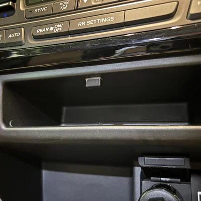 Khay ngăn kéo hộc taplo, vừa Honda Ridgeline (Cubby Tray Drawer)