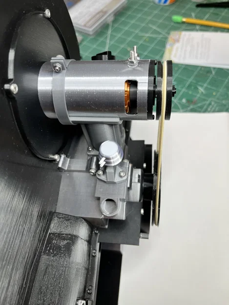 Bộ phận máy phát điện (Generator) cho mô hình động cơ VW chi tiết - Image 3