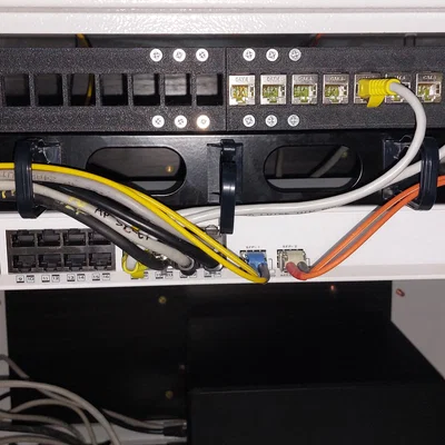 Patch Panel 19 inch 24 cổng cho Keystone RJ45 (Tự in 3D)