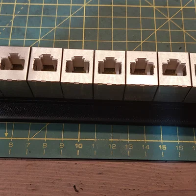 Patch Panel 19 inch 24 cổng cho Keystone RJ45 (Tự in 3D)