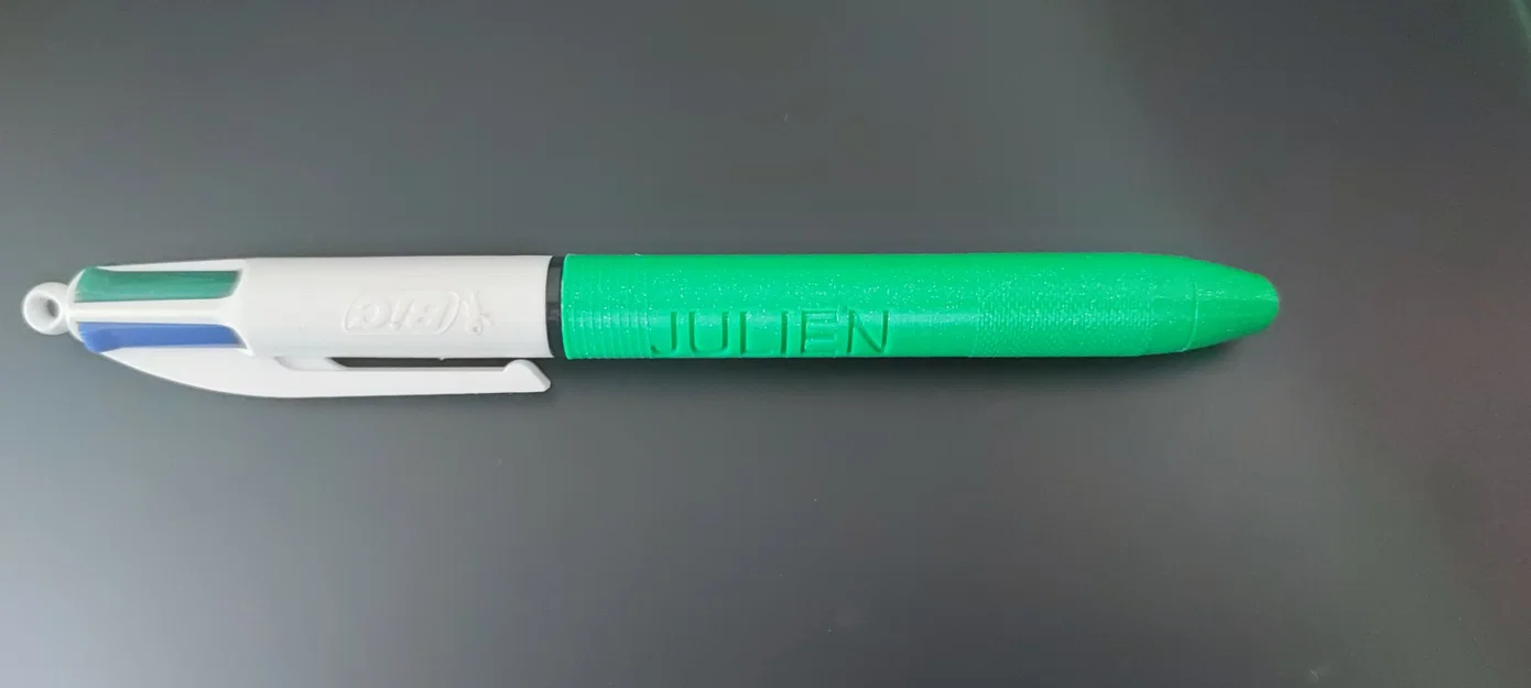 Thân bút BIC 4 màu GRIP + khắc tên (CORPS STYLO BIC 4 COULEURS GRIP + NOM) - Image 1