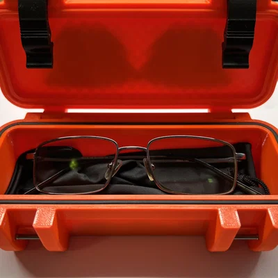 Hộp đựng kính mát/kính mắt (Sunglasses/Spectacles Case)