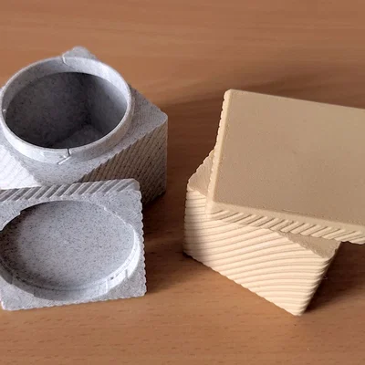 Hộp vuông khóa xoay (Square Twist Lock Box)