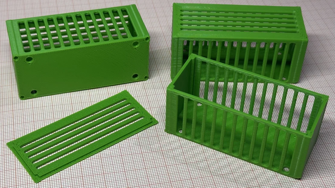 Mô hình thùng chứa dạng lưới mini cho toa tàu Marklin 44700 - Image 1