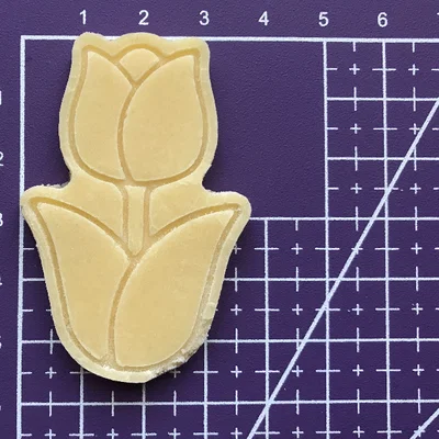 Khuôn cắt bánh quy hình hoa Tulip xinh xắn cho thợ bánh tại gia