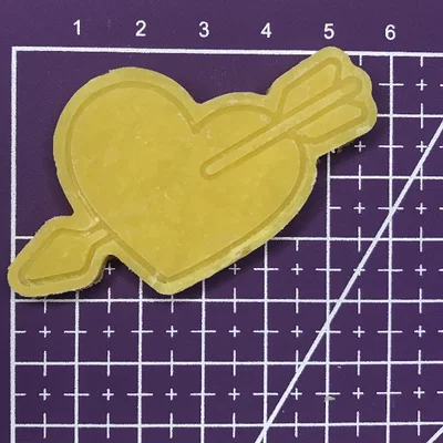 Khuôn cắt bánh quy hình trái tim mũi tên cho ngày Valentine