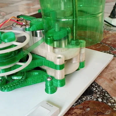 Máy cắt dải nhựa PET tái chế cho in 3D (PET Filament Strip Cutter)