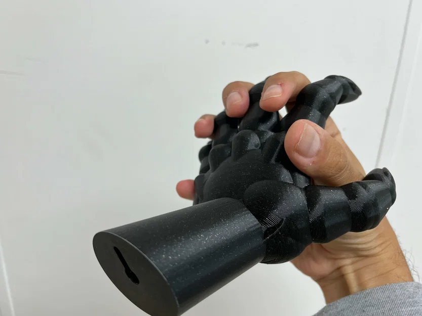 Bàn Tay Ma Quái (treo tường) – Spooky Hand (wall mounted) - Image 8