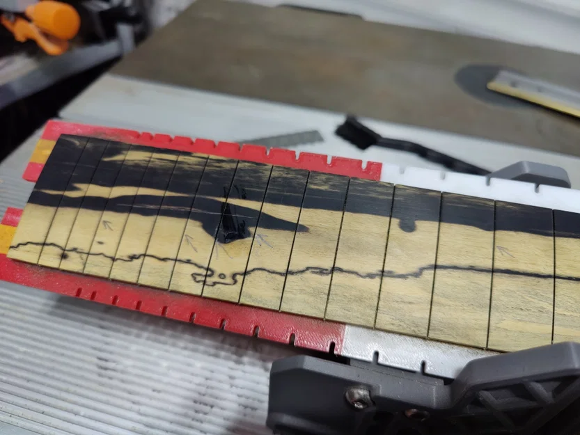 Template cắt rãnh fretboard 25.5" và 24.75" - Image 1