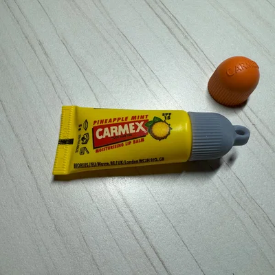 Nắp móc khóa tương thích Carmex (Carmex-compatible keychain cap)