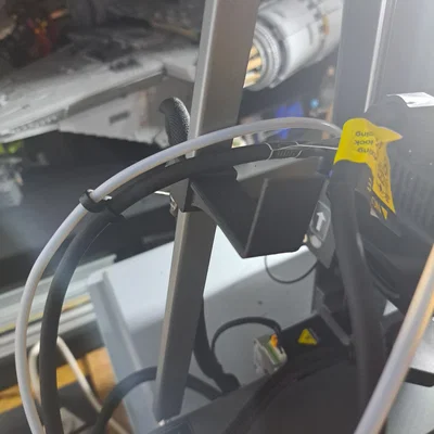 Giá đỡ/quản lý dây cáp cho Ender-3 V3 Plus