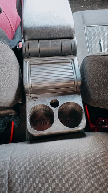Khay để ly sau BMW E46 + chỗ gắn ổ USB - Image 1